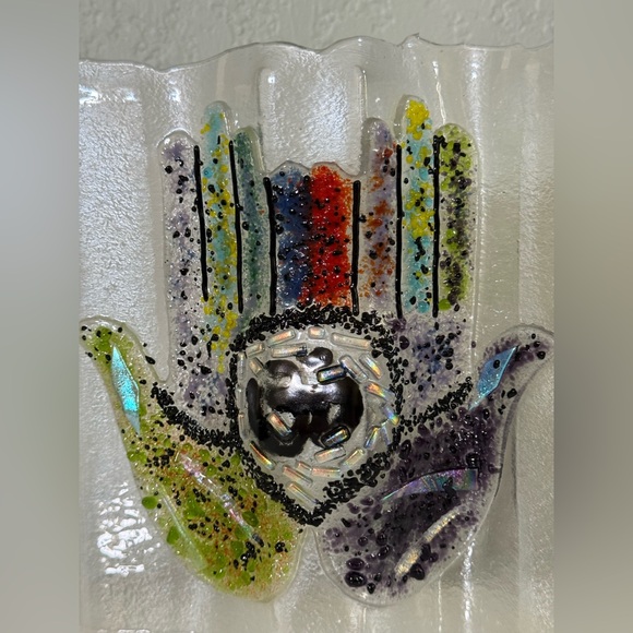 Om Symbol Yoga Symbol Sign glass art colorful handmade art for display - Picture 1 of 8